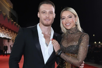 Hadise'den dikkat çeken bir paylaşım daha! Kerem Bürsin ile aşk mı yaşıyor?