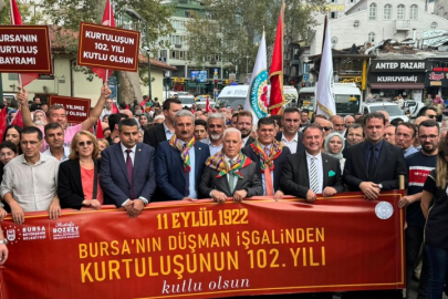 Bursa'nın kurtuluşunun 102. yılı sebebiyle kortej yürüyüşü...