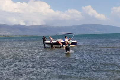 Bursa'da botla İznik Gölü'ne giren 2 çocuk rüzgarda sürüklendi