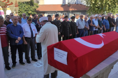 Bursalı Kıbrıs gazisi son yolculuğuna uğurlandı