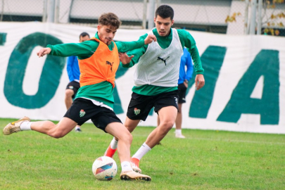 Bursaspor, Anadolu Üniversitesi maçı hazırlıklarına başladı