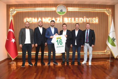 Bursaspor’dan Osmangazi Belediye Başkanı Erkan Aydın’a ziyaret