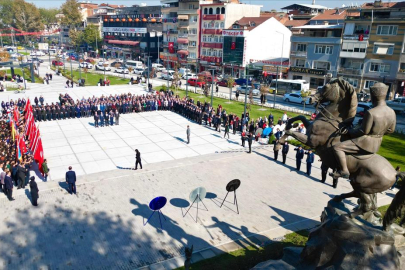 İnegöl'de 2 gün sürecek Cumhuriyet Bayramı kutlamaları başladı