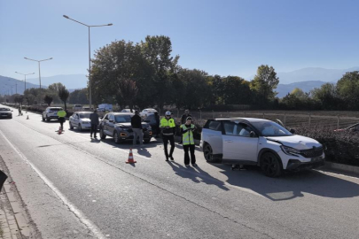 İnegöl'de zincirleme trafik kazası: 6 kişi yaralandı!