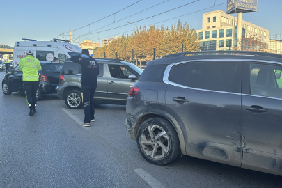 Bursa'da direksiyon başında fenalaşan sürücü kazaya neden oldu!