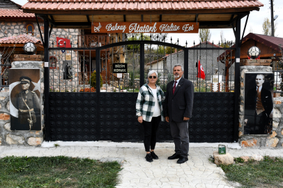 Bilecik’te Gazi ve Yeşim Can çifti, Atatürk sevgisini kurdukları kültür evinde yaşatıyor