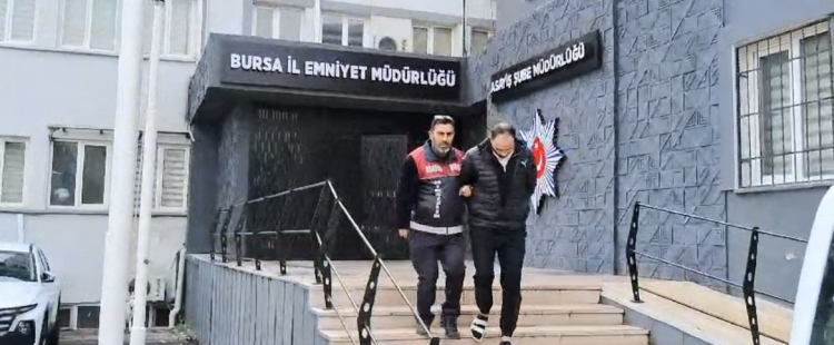 Bursa’da navigasyondan bulduğu evi soydu! Sakarya’da yakalandı - Bursa Hayat Gazetesi-3