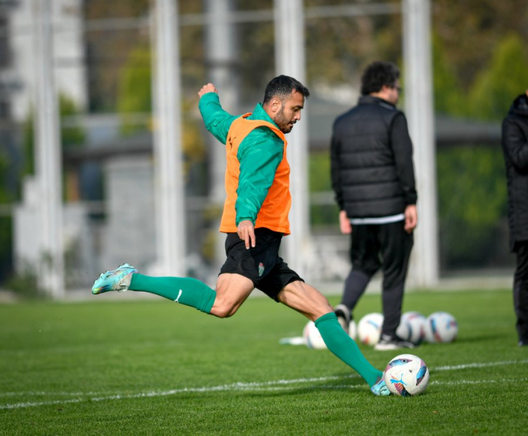 Bursaspor, 23 Elazığ FK maçı hazırlıklarını sürdürüyor!-Bursa Hayat Gazetesi-2