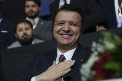 Mahmut Arıkan Saadet Partisi'nin yeni genel başkanı seçildi