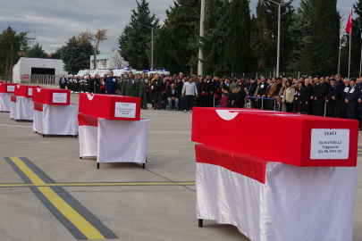 Isparta’da helikopter kazası: Şehit 6 asker için tören düzenlendi