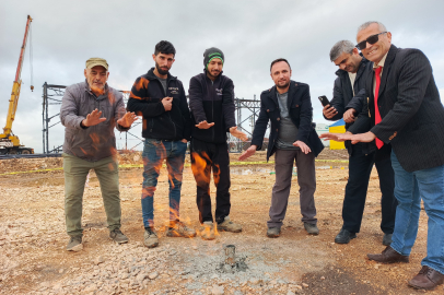 Bursa’da tesadüfen doğal gaz buldu! 52 saattir yanıyor