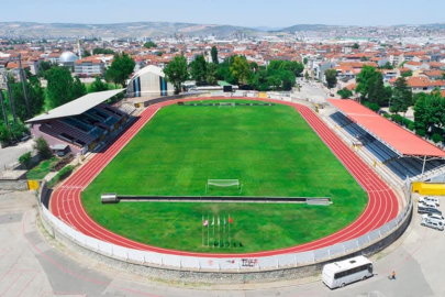 İnegöl İlçe Stadyumu'nda bakım ve iyileştirme çalışmaları