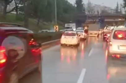 Bursa’da yoğun trafikte fermuar sistemi başarıyla uygulandı