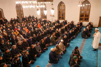 Tarihi Kara Mustafa Paşa Camii restorasyonun ardından ibadete açıldı