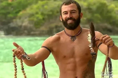 Survivor Turabi'nin evi yandı!