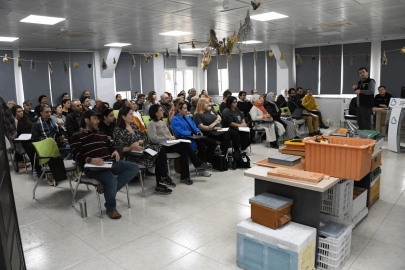 Yoğun ilgi gören arıcılık kursu “Tarımda Balıkesir Modeli”ne katkı sağlıyor